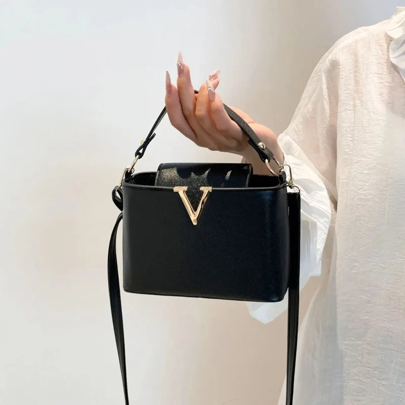The Victoria Bucket Bag