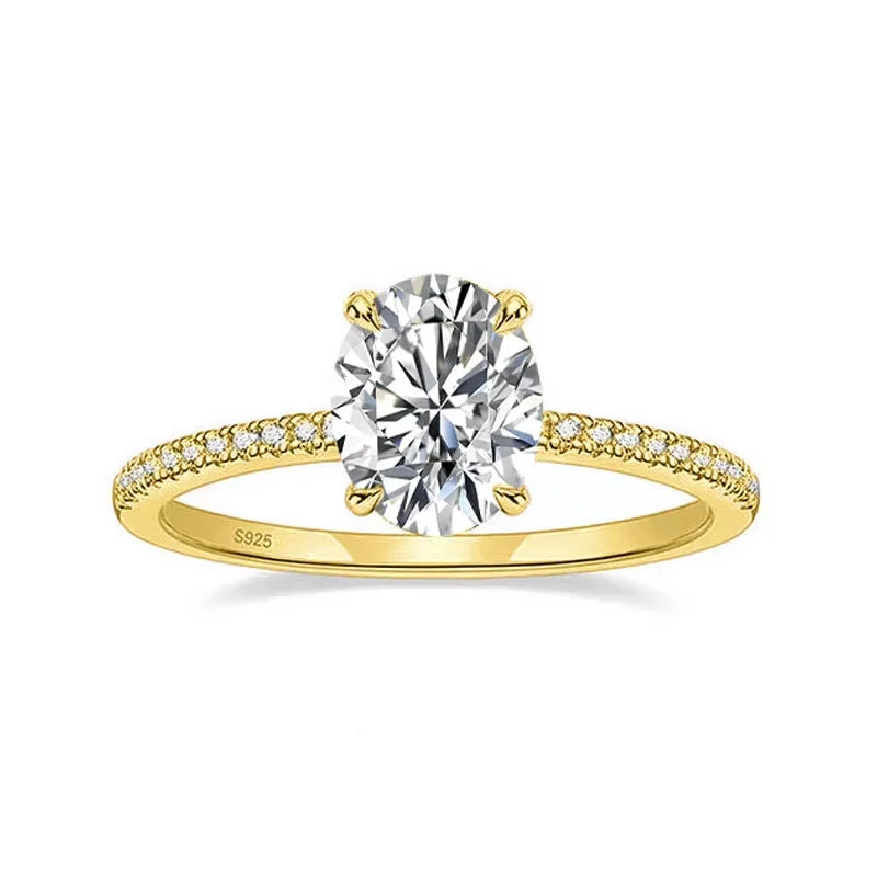 Oval Moissanite Ring in 18K Gold