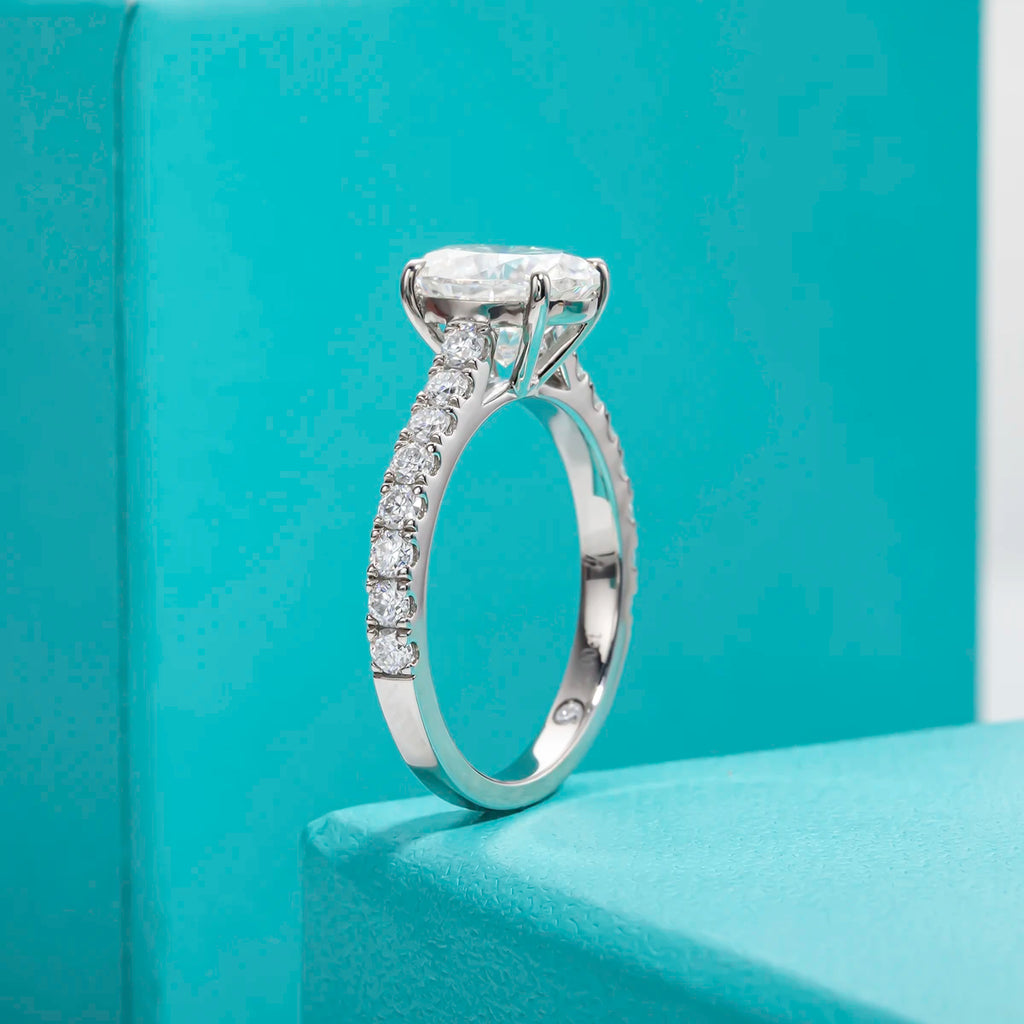 Oval Moissanite Engagement Ring