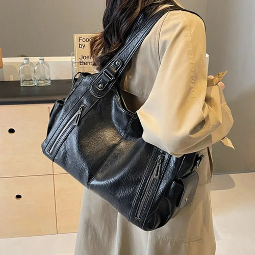 Contrast Zip Shoulder Bag